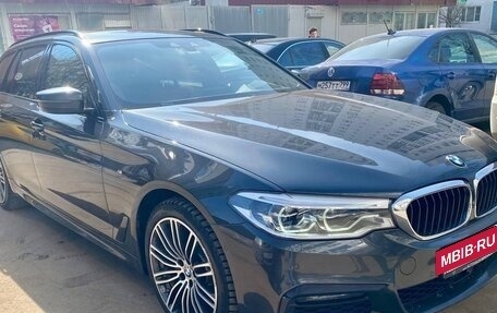 BMW 5 серия, 2019 год, 3 600 000 рублей, 3 фотография