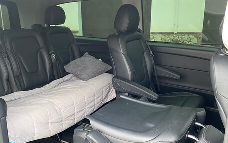 Mercedes-Benz V-Класс, 2021 год, 6 600 000 рублей, 7 фотография