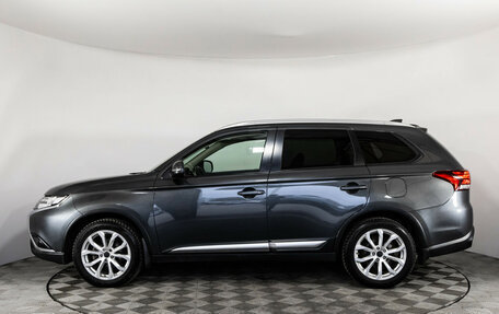 Mitsubishi Outlander III рестайлинг 3, 2019 год, 2 299 000 рублей, 8 фотография