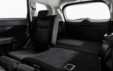 Mitsubishi Outlander III рестайлинг 3, 2019 год, 2 299 000 рублей, 22 фотография