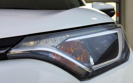 Toyota RAV4, 2015 год, 2 299 000 рублей, 21 фотография