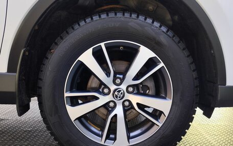 Toyota RAV4, 2015 год, 2 299 000 рублей, 22 фотография