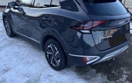 KIA Sportage IV рестайлинг, 2023 год, 3 100 000 рублей, 4 фотография