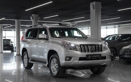 Toyota Land Cruiser Prado 150 рестайлинг 2, 2011 год, 3 080 000 рублей, 2 фотография