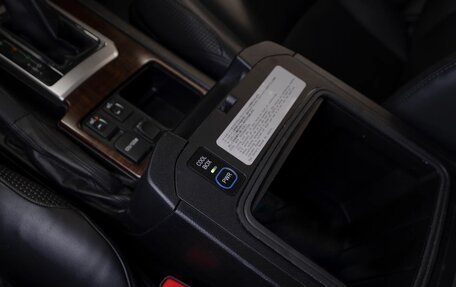 Toyota Land Cruiser Prado 150 рестайлинг 2, 2011 год, 3 080 000 рублей, 19 фотография