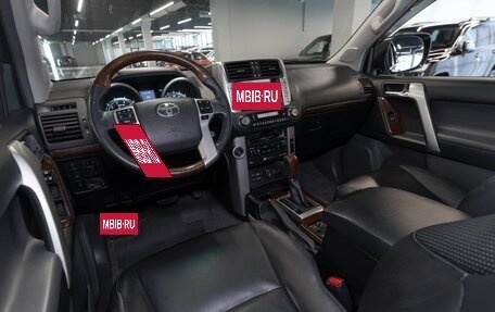 Toyota Land Cruiser Prado 150 рестайлинг 2, 2011 год, 3 080 000 рублей, 7 фотография