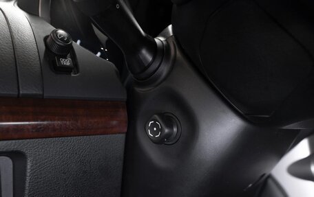 Toyota Land Cruiser Prado 150 рестайлинг 2, 2011 год, 3 080 000 рублей, 25 фотография