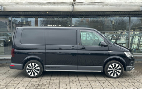 Volkswagen Multivan T6 рестайлинг, 2018 год, 4 600 000 рублей, 6 фотография