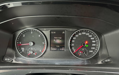 Volkswagen Multivan T6 рестайлинг, 2018 год, 4 600 000 рублей, 10 фотография