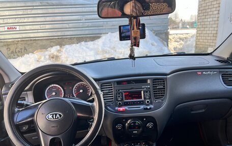 KIA Rio II, 2009 год, 350 000 рублей, 18 фотография