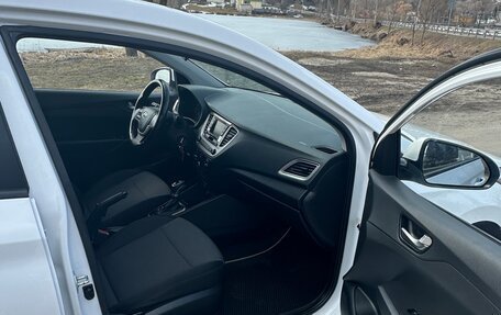 Hyundai Solaris II рестайлинг, 2021 год, 1 390 000 рублей, 3 фотография