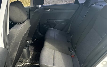 Hyundai Solaris II рестайлинг, 2021 год, 1 390 000 рублей, 6 фотография