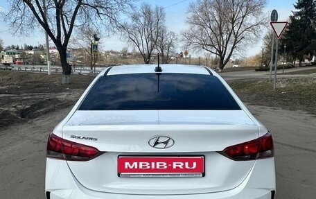 Hyundai Solaris II рестайлинг, 2021 год, 1 390 000 рублей, 2 фотография