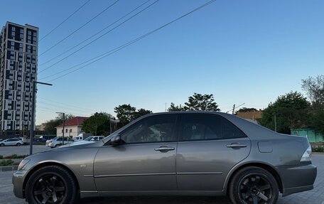 Lexus IS II рестайлинг 2, 2000 год, 730 000 рублей, 10 фотография