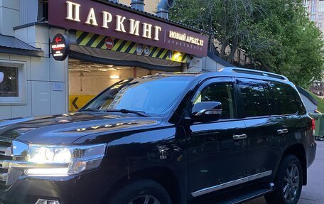 Toyota Land Cruiser 200, 2011 год, 3 700 000 рублей, 2 фотография