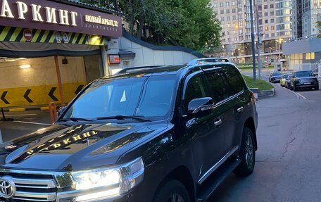 Toyota Land Cruiser 200, 2011 год, 3 700 000 рублей, 3 фотография