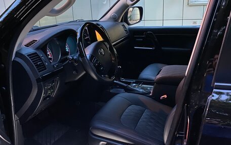 Toyota Land Cruiser 200, 2011 год, 3 700 000 рублей, 8 фотография