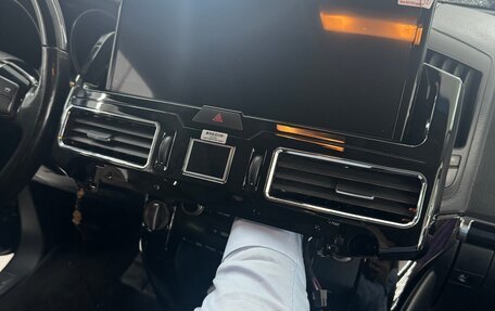 Toyota Land Cruiser 200, 2011 год, 3 700 000 рублей, 12 фотография