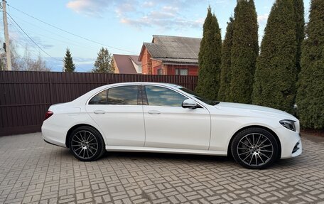 Mercedes-Benz E-Класс, 2018 год, 4 400 000 рублей, 3 фотография