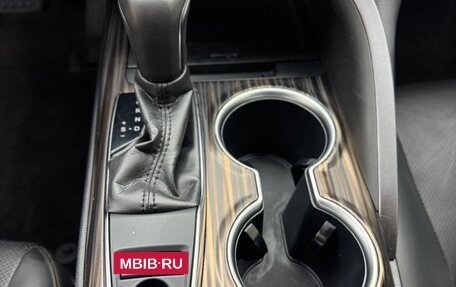 Toyota Camry, 2019 год, 3 250 000 рублей, 12 фотография