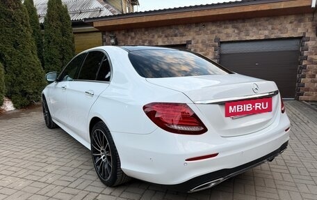 Mercedes-Benz E-Класс, 2018 год, 4 400 000 рублей, 6 фотография