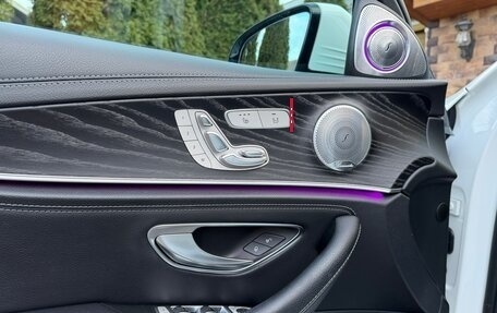 Mercedes-Benz E-Класс, 2018 год, 4 400 000 рублей, 11 фотография