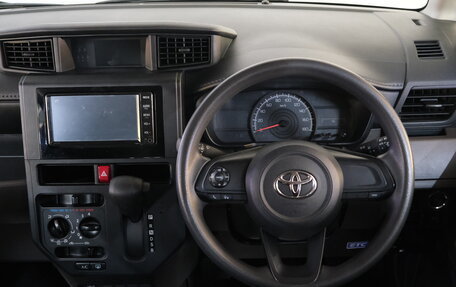 Toyota Roomy I, 2021 год, 1 279 000 рублей, 12 фотография