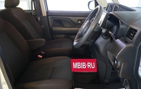 Toyota Roomy I, 2021 год, 1 279 000 рублей, 8 фотография