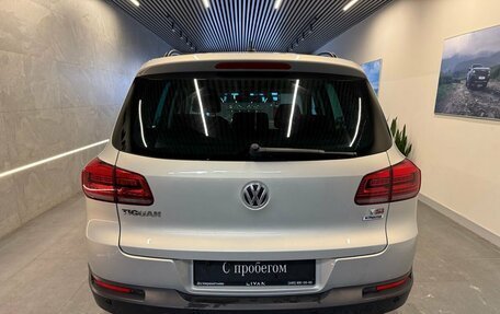 Volkswagen Tiguan I, 2015 год, 1 399 000 рублей, 5 фотография