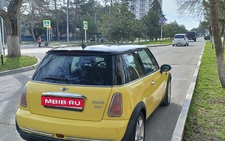 MINI Hatch, 2005 год, 670 000 рублей, 2 фотография