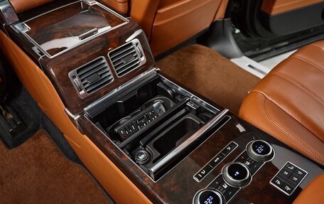 Land Rover Range Rover IV рестайлинг, 2015 год, 5 150 000 рублей, 18 фотография