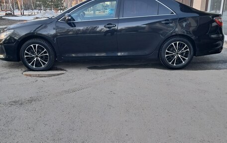 Toyota Camry, 2014 год, 1 680 000 рублей, 3 фотография