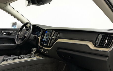 Volvo XC60 II, 2018 год, 3 350 000 рублей, 11 фотография