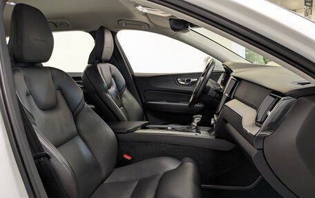 Volvo XC60 II, 2018 год, 3 350 000 рублей, 24 фотография