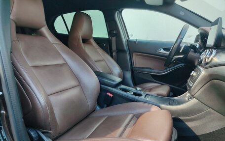 Mercedes-Benz GLA, 2017 год, 2 540 000 рублей, 10 фотография