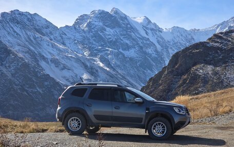 Renault Duster, 2021 год, 1 900 000 рублей, 2 фотография
