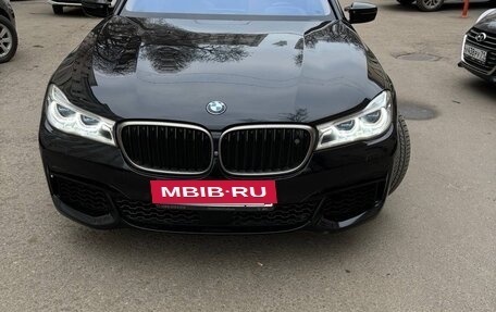 BMW 7 серия, 2017 год, 5 900 000 рублей, 10 фотография