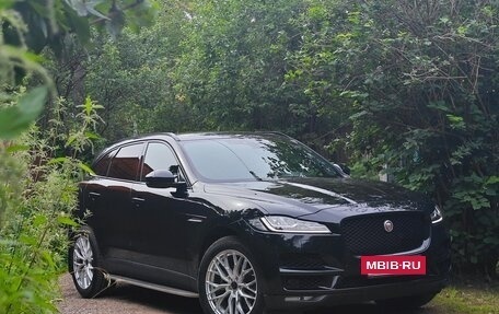 Jaguar F-Pace, 2016 год, 3 200 000 рублей, 23 фотография