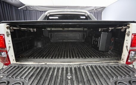 Toyota Hilux VII, 2014 год, 2 597 000 рублей, 20 фотография