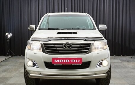 Toyota Hilux VII, 2014 год, 2 597 000 рублей, 2 фотография
