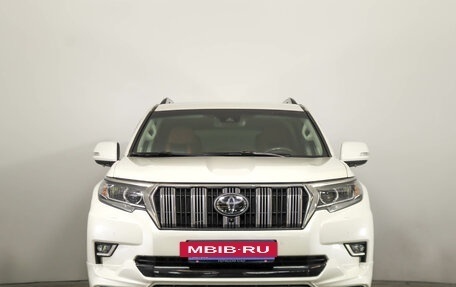 Toyota Land Cruiser Prado 150 рестайлинг 2, 2019 год, 7 149 000 рублей, 3 фотография