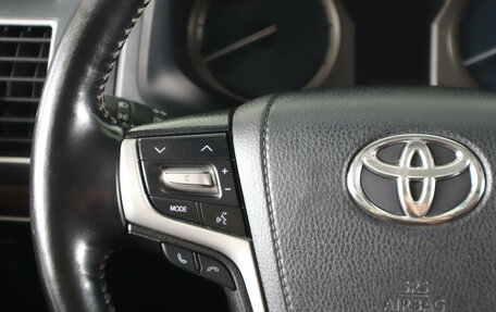 Toyota Land Cruiser Prado 150 рестайлинг 2, 2019 год, 7 149 000 рублей, 18 фотография