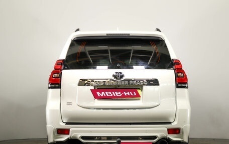 Toyota Land Cruiser Prado 150 рестайлинг 2, 2019 год, 7 149 000 рублей, 6 фотография