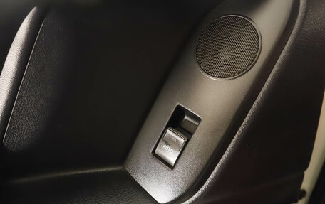 Toyota Land Cruiser Prado 150 рестайлинг 2, 2019 год, 7 149 000 рублей, 28 фотография