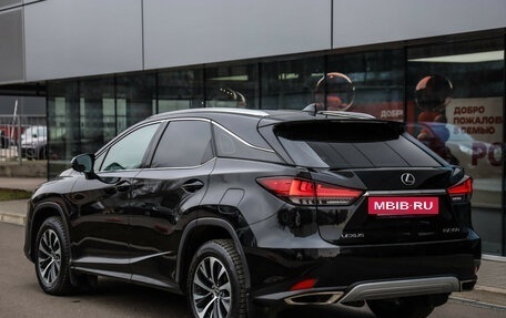 Lexus RX IV рестайлинг, 2021 год, 4 599 000 рублей, 8 фотография