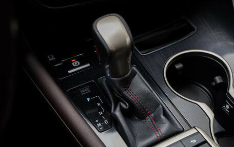 Lexus RX IV рестайлинг, 2021 год, 4 599 000 рублей, 20 фотография