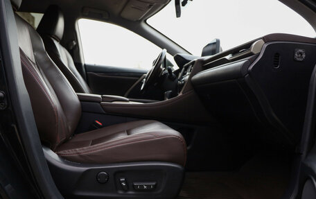 Lexus RX IV рестайлинг, 2021 год, 4 599 000 рублей, 30 фотография