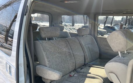 Nissan Elgrand III, 2003 год, 700 000 рублей, 8 фотография