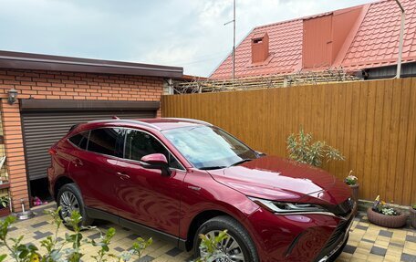 Toyota Venza, 2021 год, 4 300 000 рублей, 3 фотография