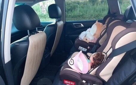 Nissan Pathfinder, 2014 год, 1 700 000 рублей, 20 фотография